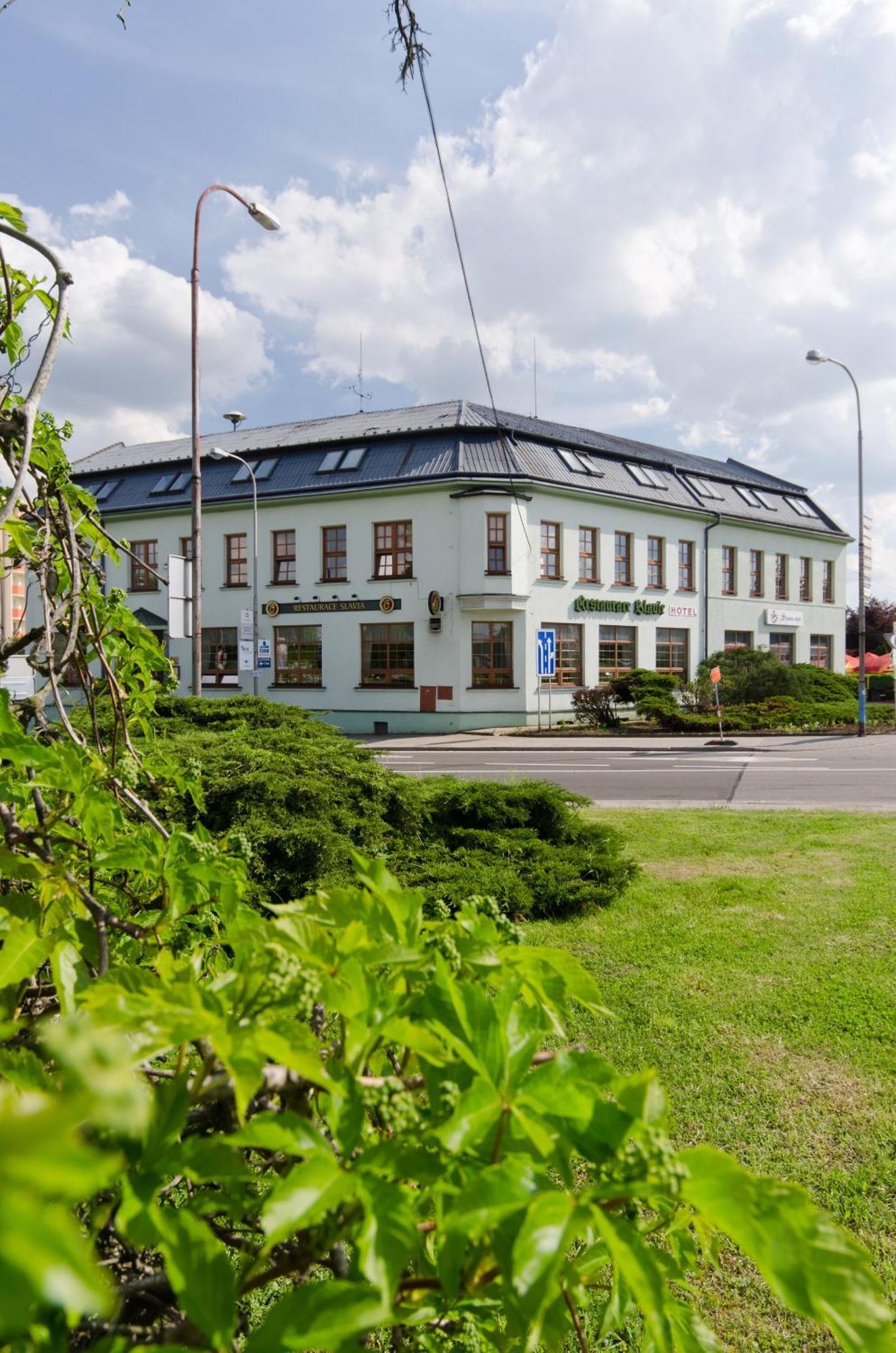 Hotel Slavia Босковіце Екстер'єр фото