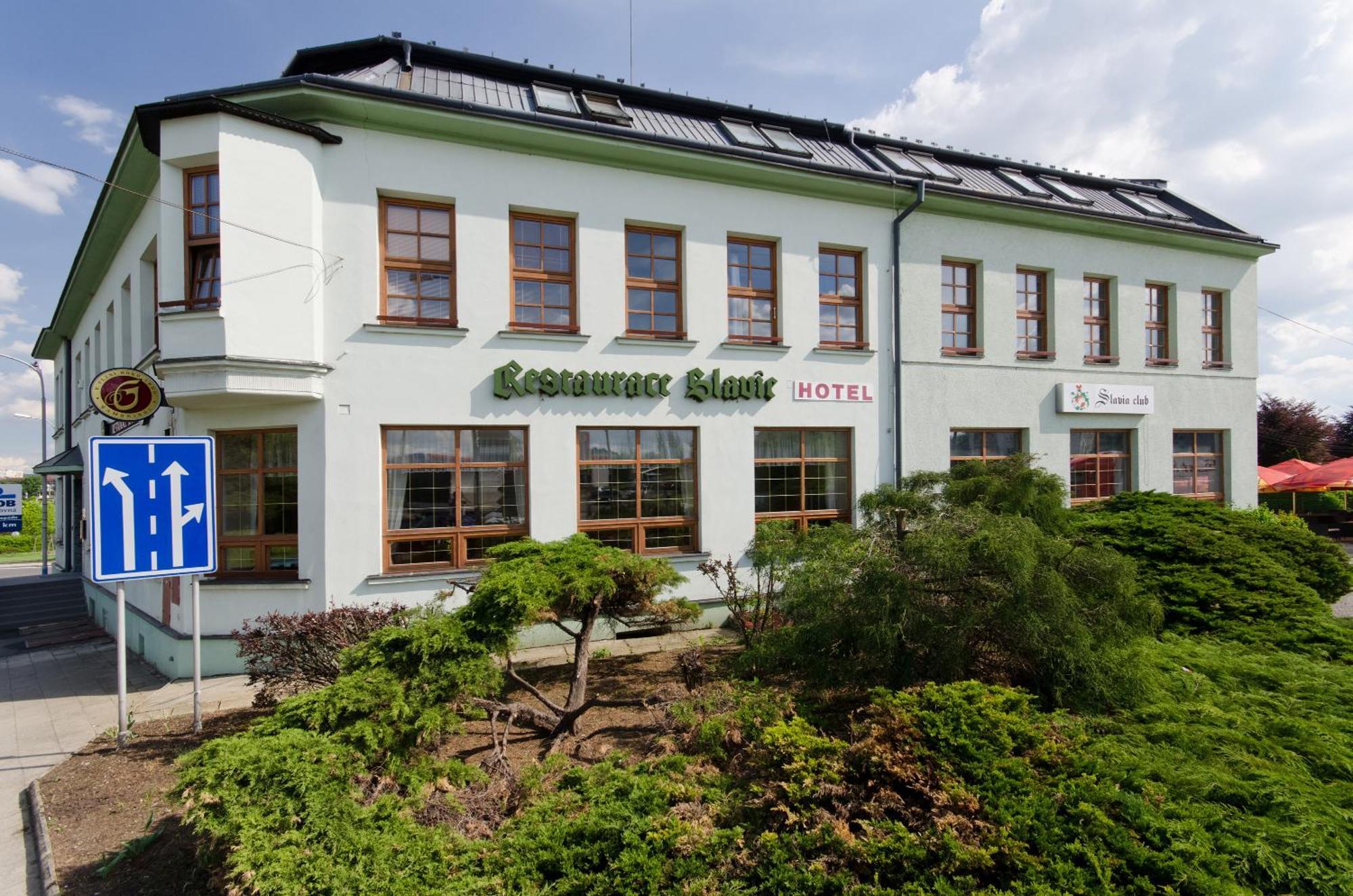 Hotel Slavia Босковіце Екстер'єр фото