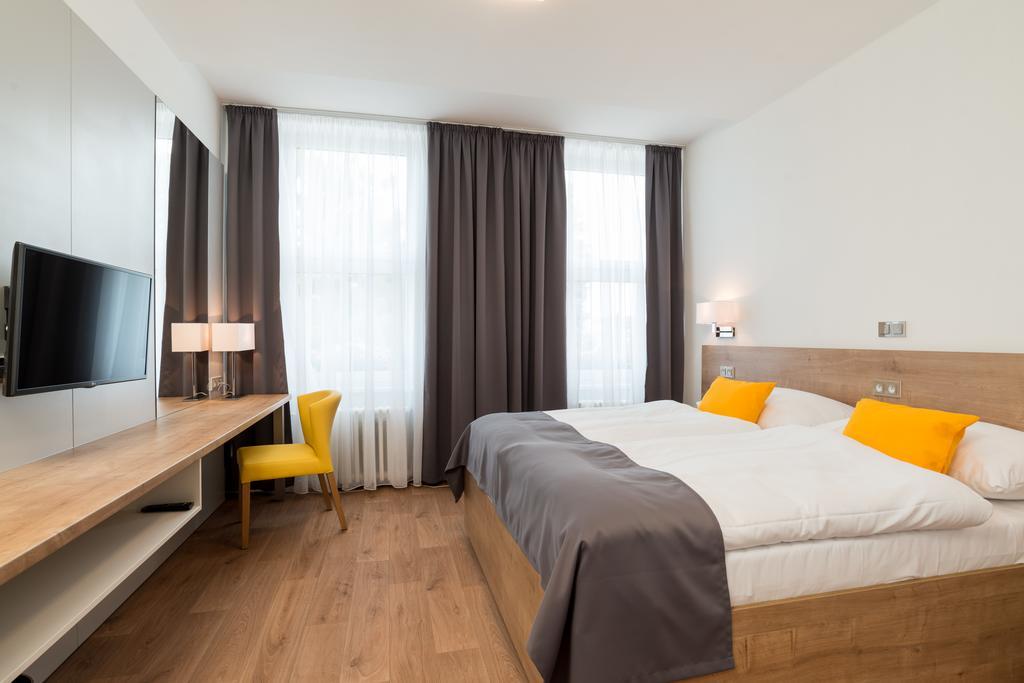 Hotel Slavia Босковіце Екстер'єр фото