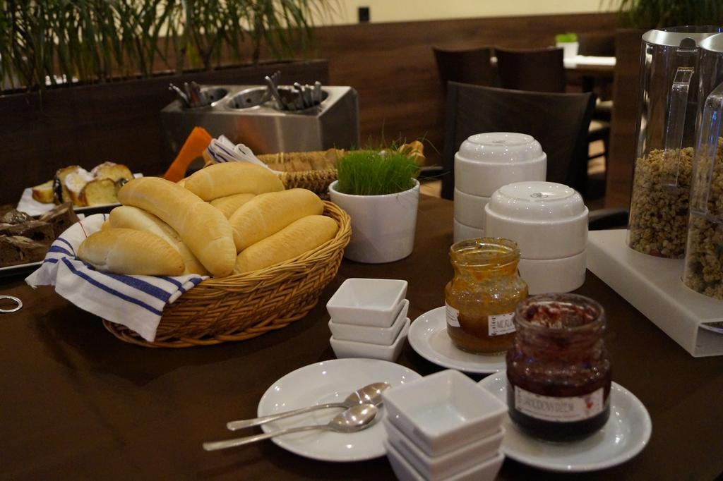 Hotel Slavia Босковіце Екстер'єр фото